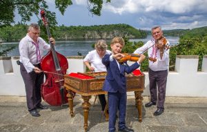 Cimbálová muzika Dušana Kotlára