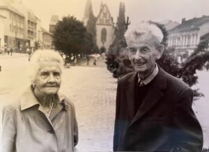 Mejstříkovi na Husově náměstí v Rakovníku, 80. léta