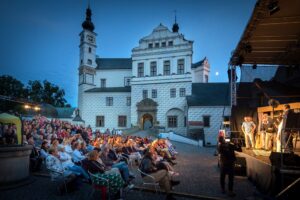 Divadelní festival Pernštejnlove 