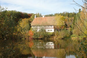 Mlýn Rauberweiher s rybníkem